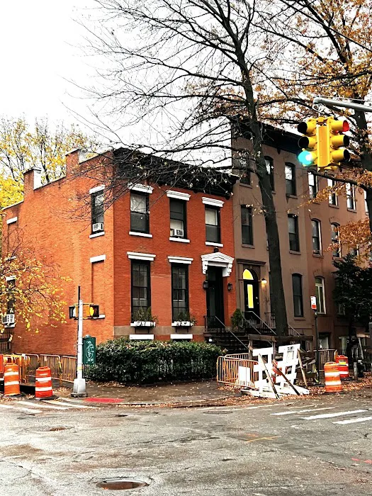 6th Avenue Deli Picture 4