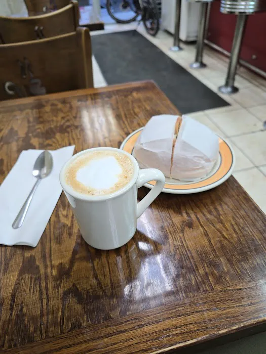 Casella Bagel Coffee Shop Picture 3
