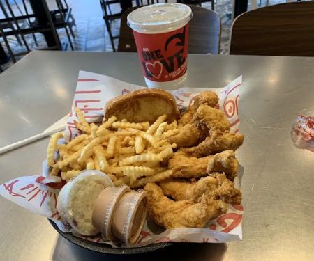 Raising Cane's Chicken Fingers