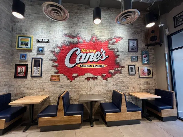 Raising Cane's Chicken Fingers Picture 4