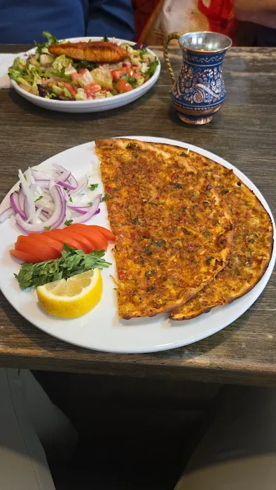 Istanbul Mediterranean Grill Picture 4