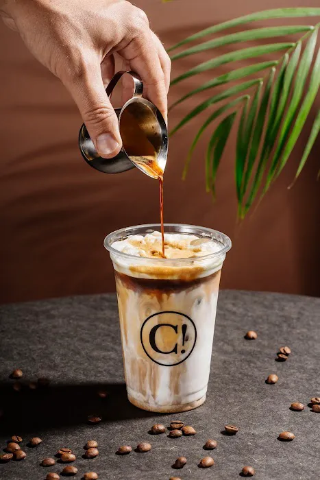 Calma! Coffee Shop and Showroom Picture 3