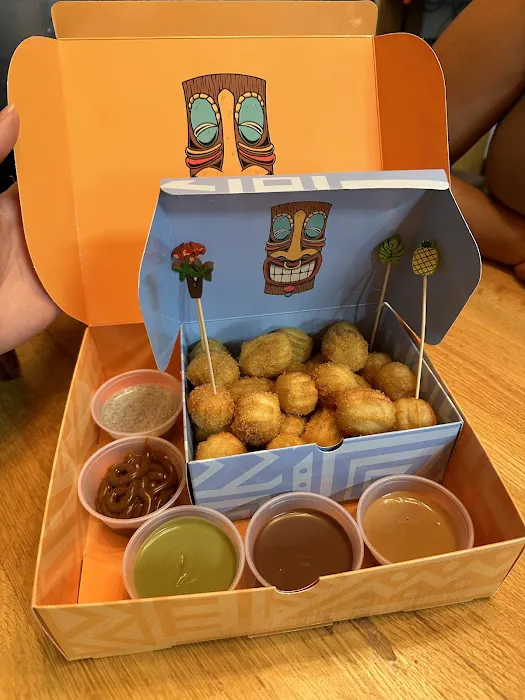 Sticky Tiki Picture 9
