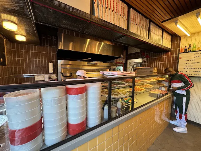 Norm’s Pizza Picture 4