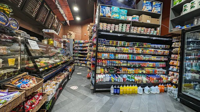 408 NY Deli Picture 10