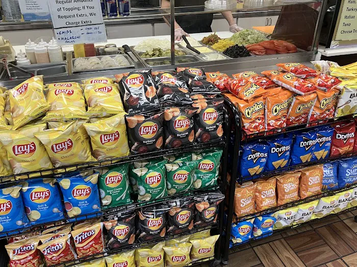 Sam's Pearl Street Deli Picture 4