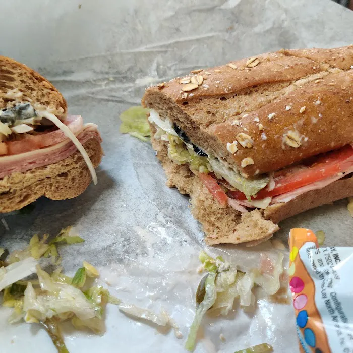 Sam's Pearl Street Deli Picture 9