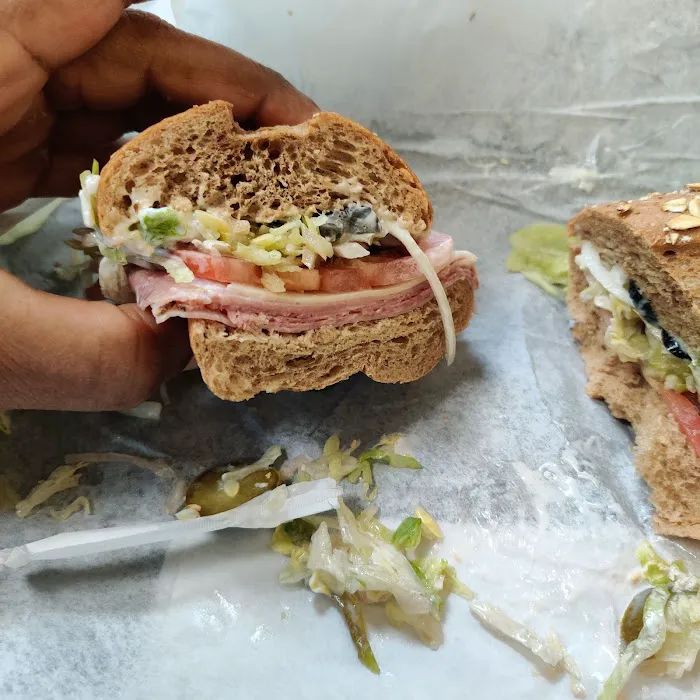 Sam's Pearl Street Deli Picture 2