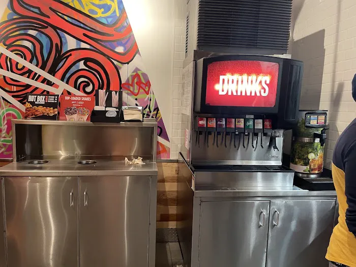 Dave's Hot Chicken Picture 2