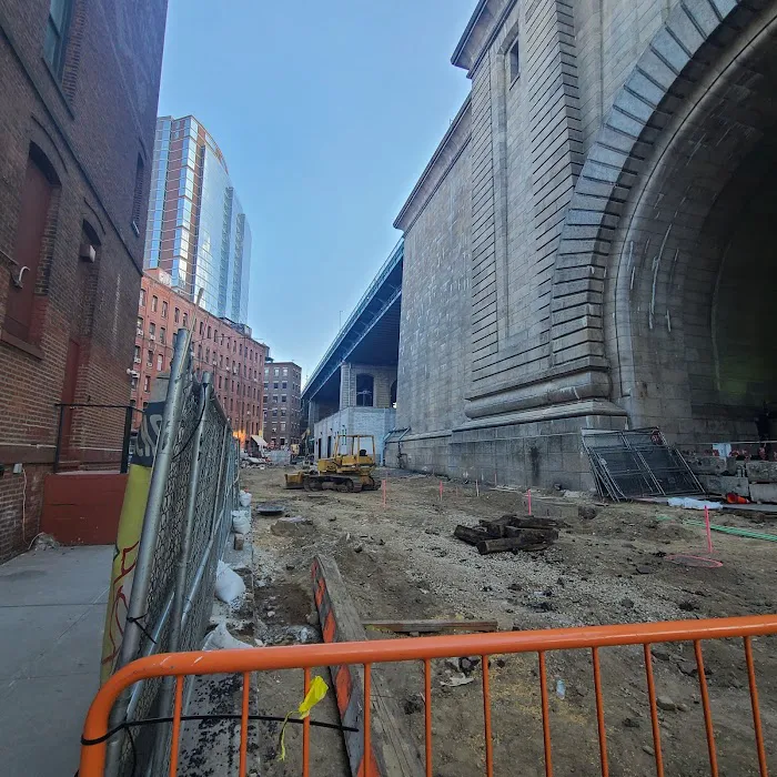 Dumbo Station Picture 8