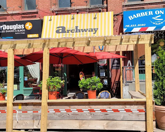 The Archway Bar & Grill Picture 4