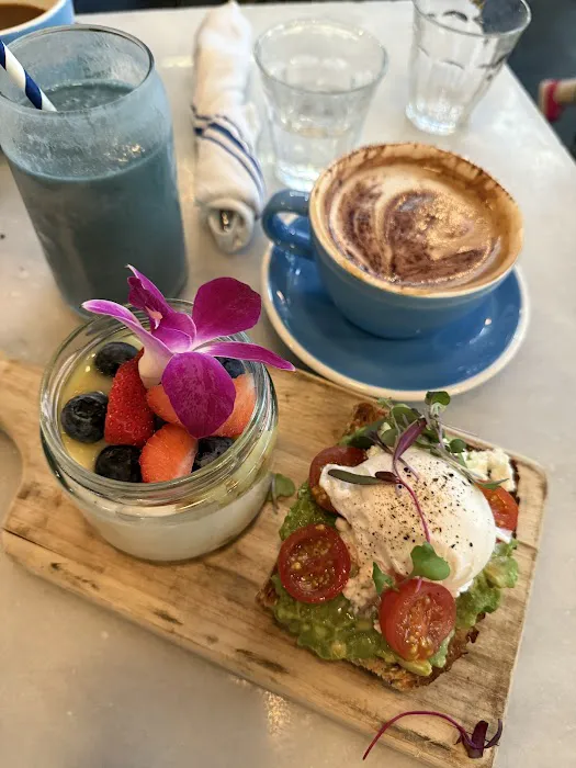 Bluestone Lane DUMBO Café Picture 1