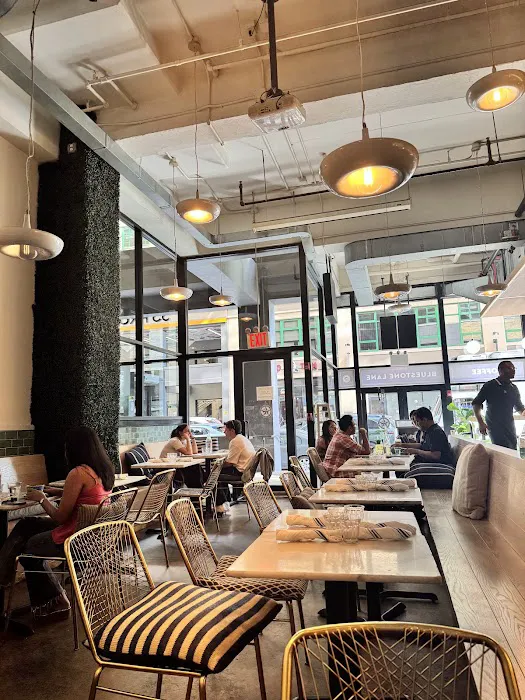 Bluestone Lane DUMBO Café Picture 5