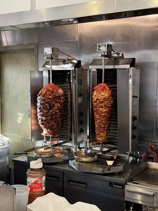 Los Tacos Al Pastor Picture 4