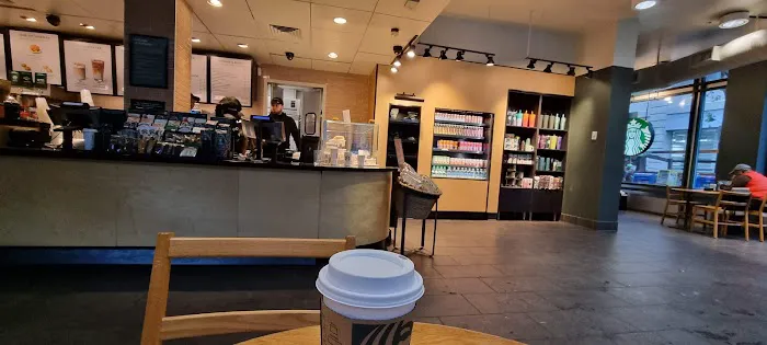 Starbucks Picture 3