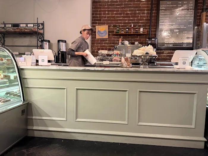 Almondine Bakery Picture 2