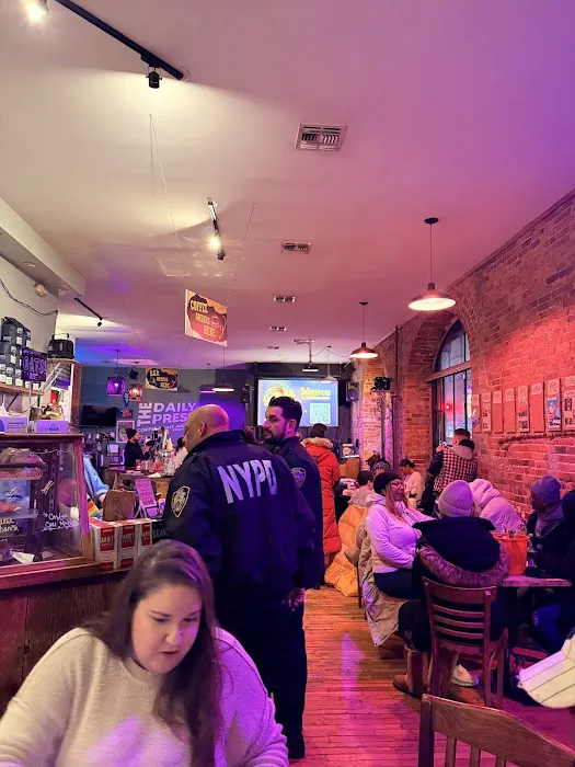 The Daily Press, Coffee House and Bar Picture 3