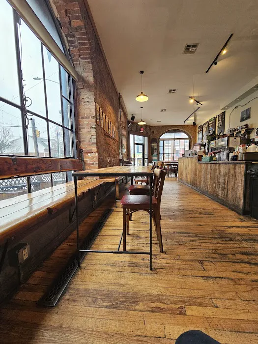 The Daily Press, Coffee House and Bar Picture 5