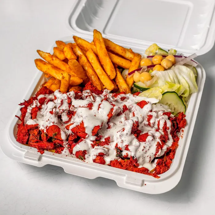 Halal Royal Crown Fried Chicken & Pizza Picture 8
