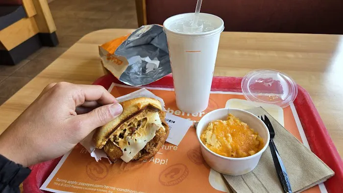 Popeyes Louisiana Kitchen Picture 5