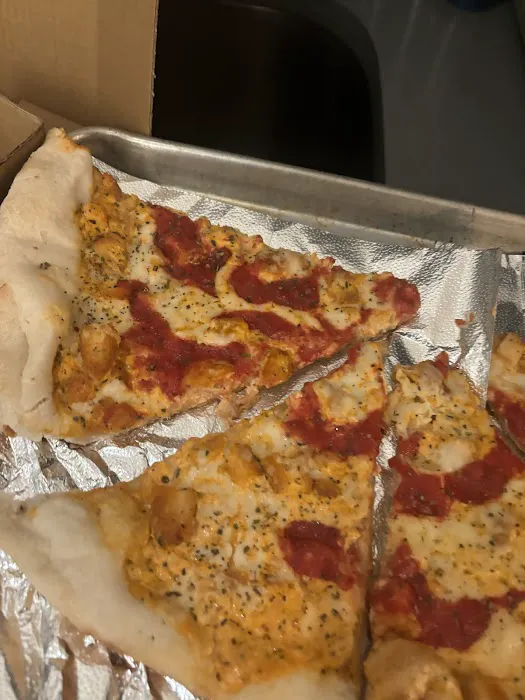 Tony's Pizza Picture 10