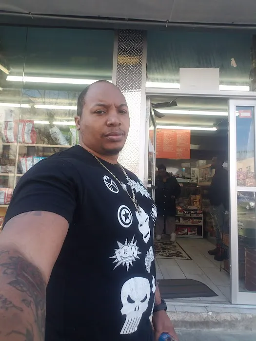 Broski Gourmet Deli Picture 4