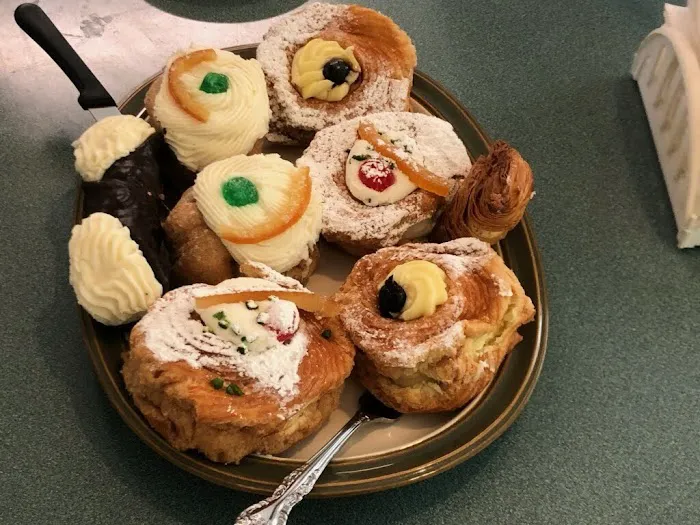 Russo Bakery Picture 4