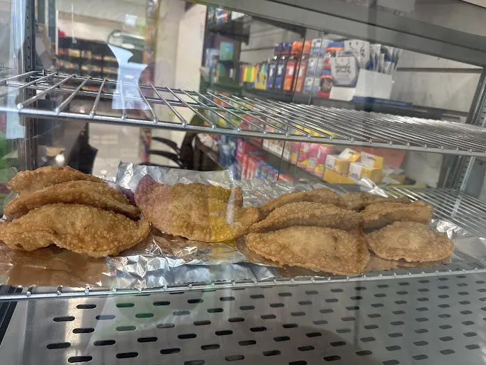 liel deli grill minimarket Picture 8