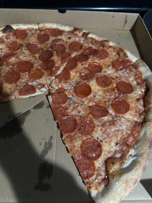 Tony's Pizza Picture 7