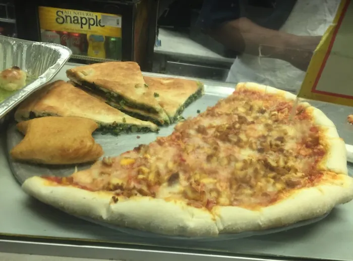 Tony's Pizza Picture 6