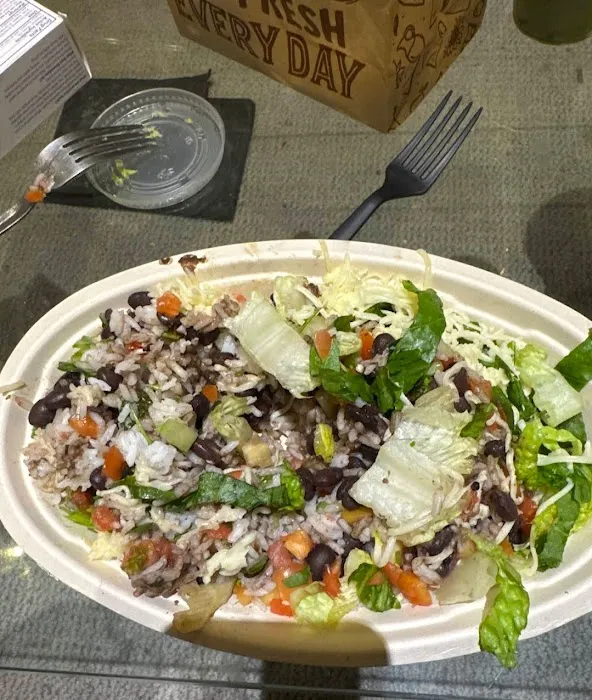 Chipotle Mexican Grill Picture 7