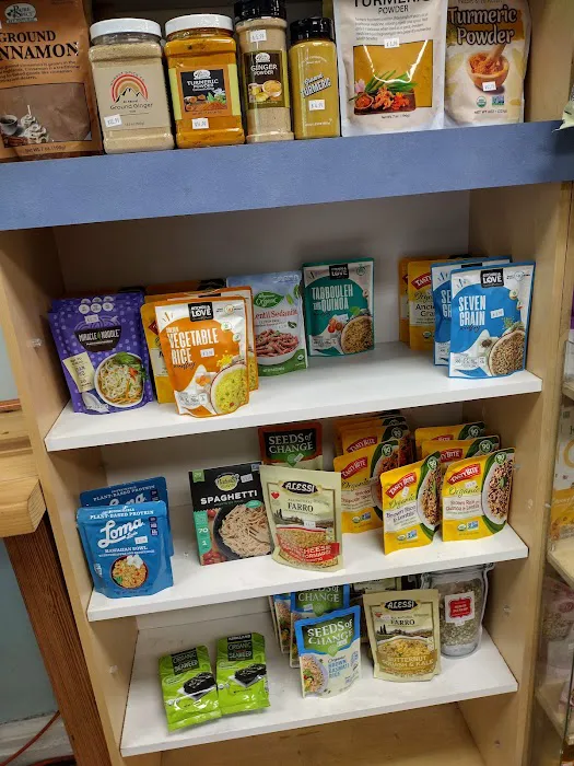 Living Well Garden Juice Bar Picture 1