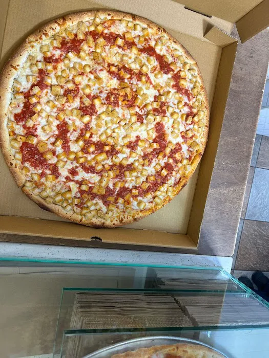 $1.50 Hot Pizza Utica Picture 4