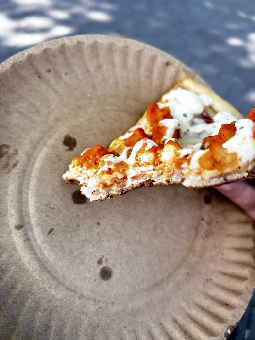 $1.50 Hot Pizza Utica Picture 1