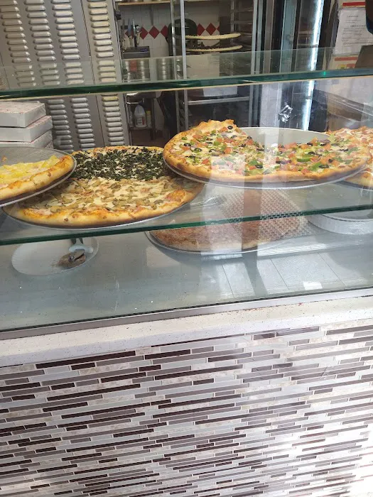1.5$ Pizza Picture 5