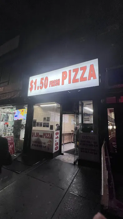 1.5$ Pizza Picture 1