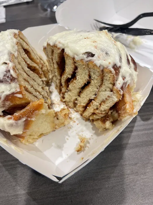 Cinnabon Picture 5