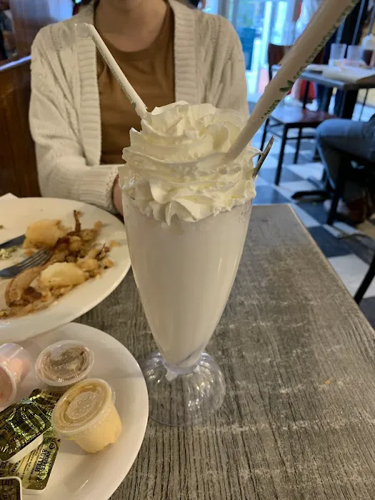 Tom’s Restaurant Picture 6