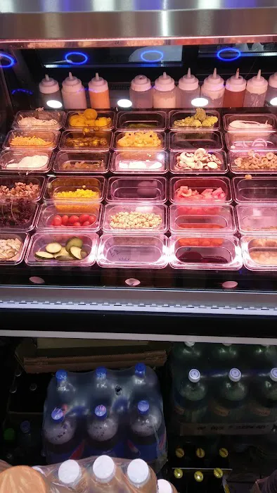 mcking gourmet deli Picture 10