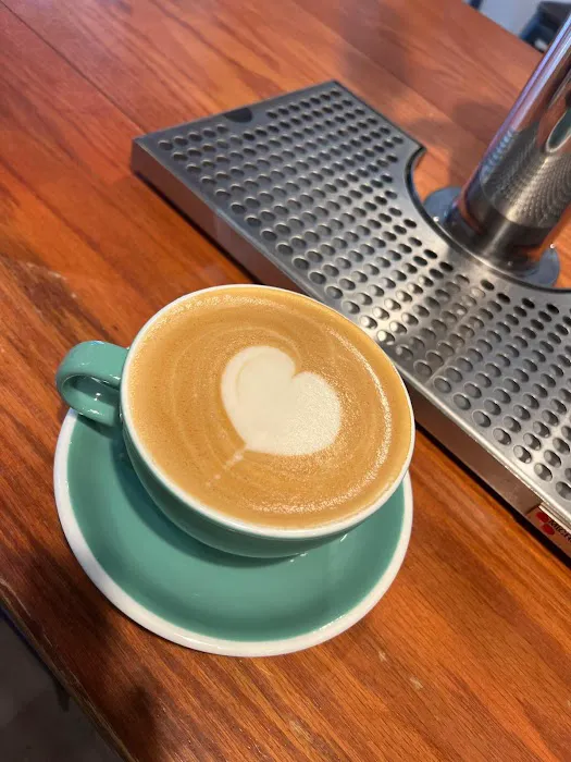 Brewlyn Coffee Shop Picture 8