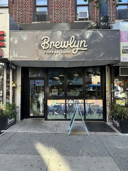 Brewlyn Coffee Shop Picture 3