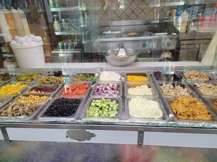 Wise Deli & Grill Picture 5
