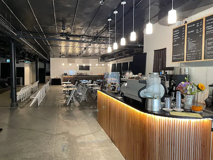 ShapeShifter Café Picture 2