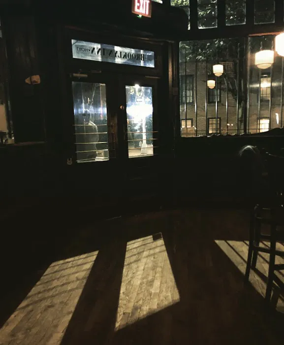 Brooklyn Inn Picture 7