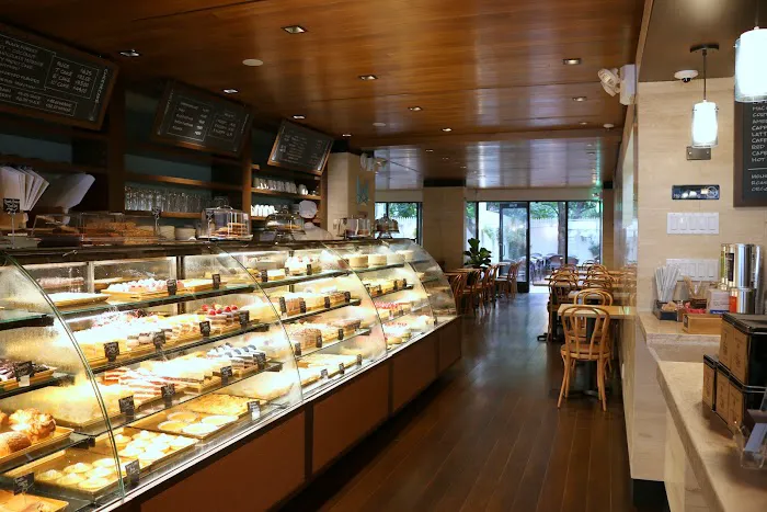 Mia's Brooklyn Bakery Picture 8