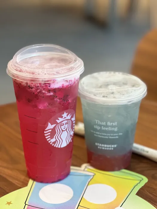 Starbucks Picture 6