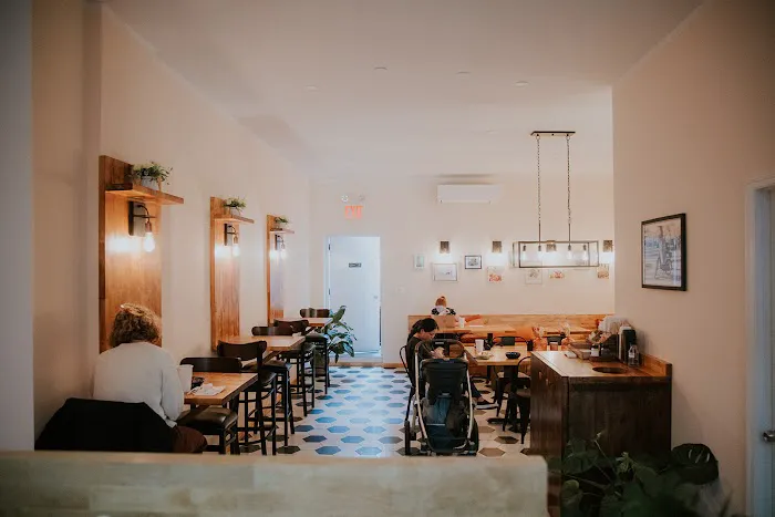 VOLARE ESPRESSO BAR Picture 8