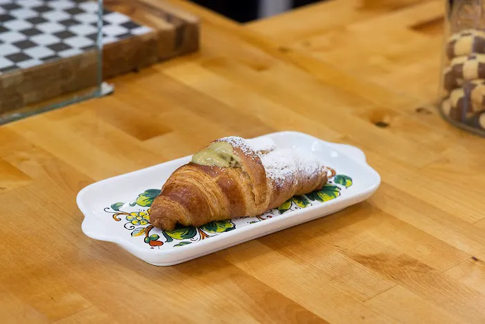 VOLARE ESPRESSO BAR Picture 6