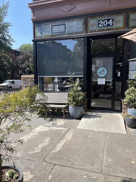 Milk Bar Picture 5