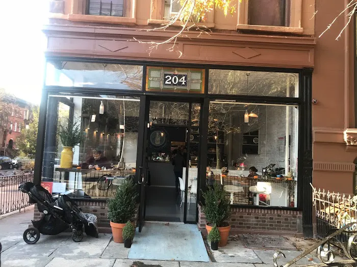 Milk Bar Picture 10